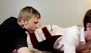 Sucking and homemade anal action for two sweet twink dudes
